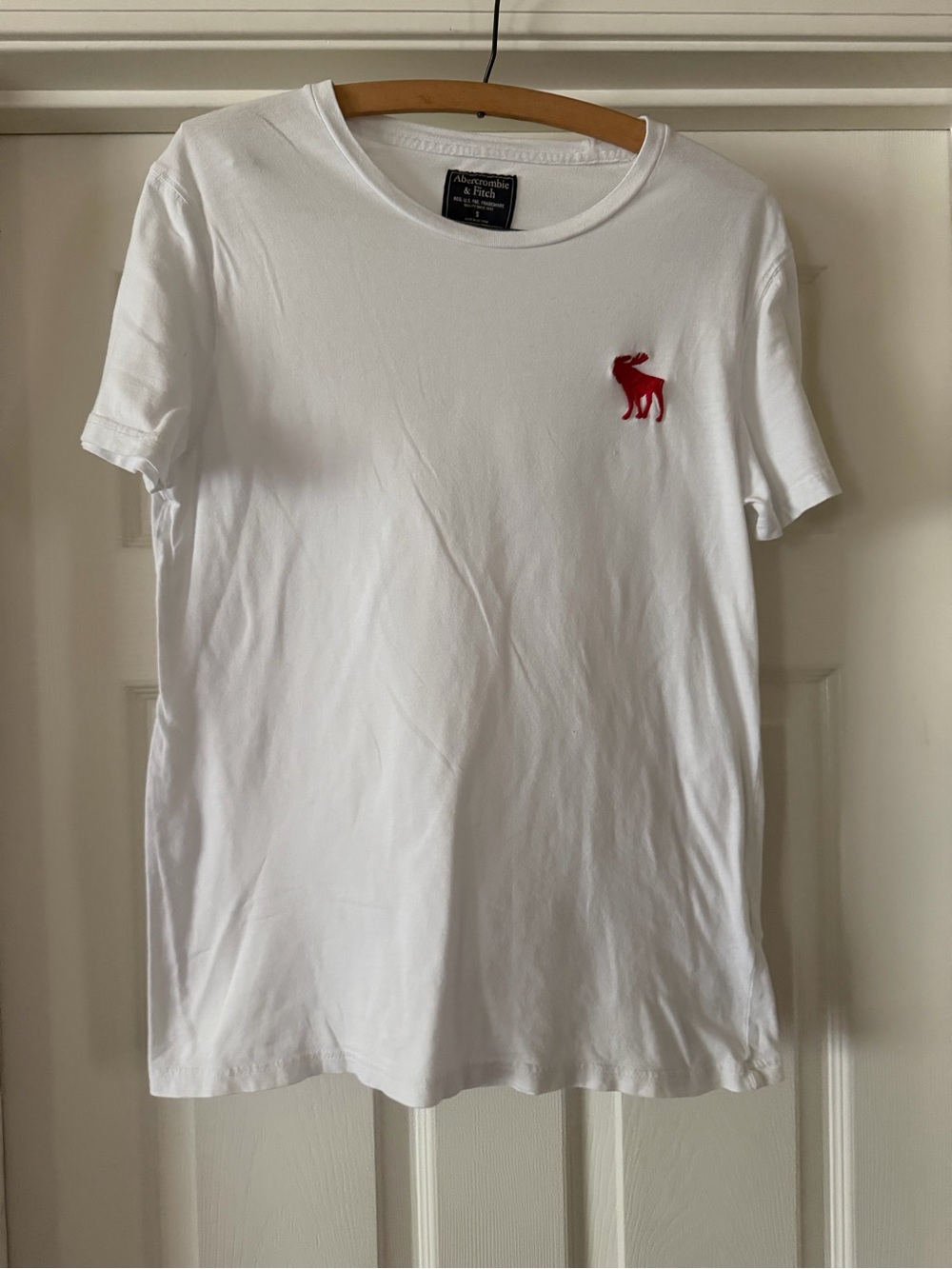 Abercrombie & Fitch White Crewneck Tee with Navy Label